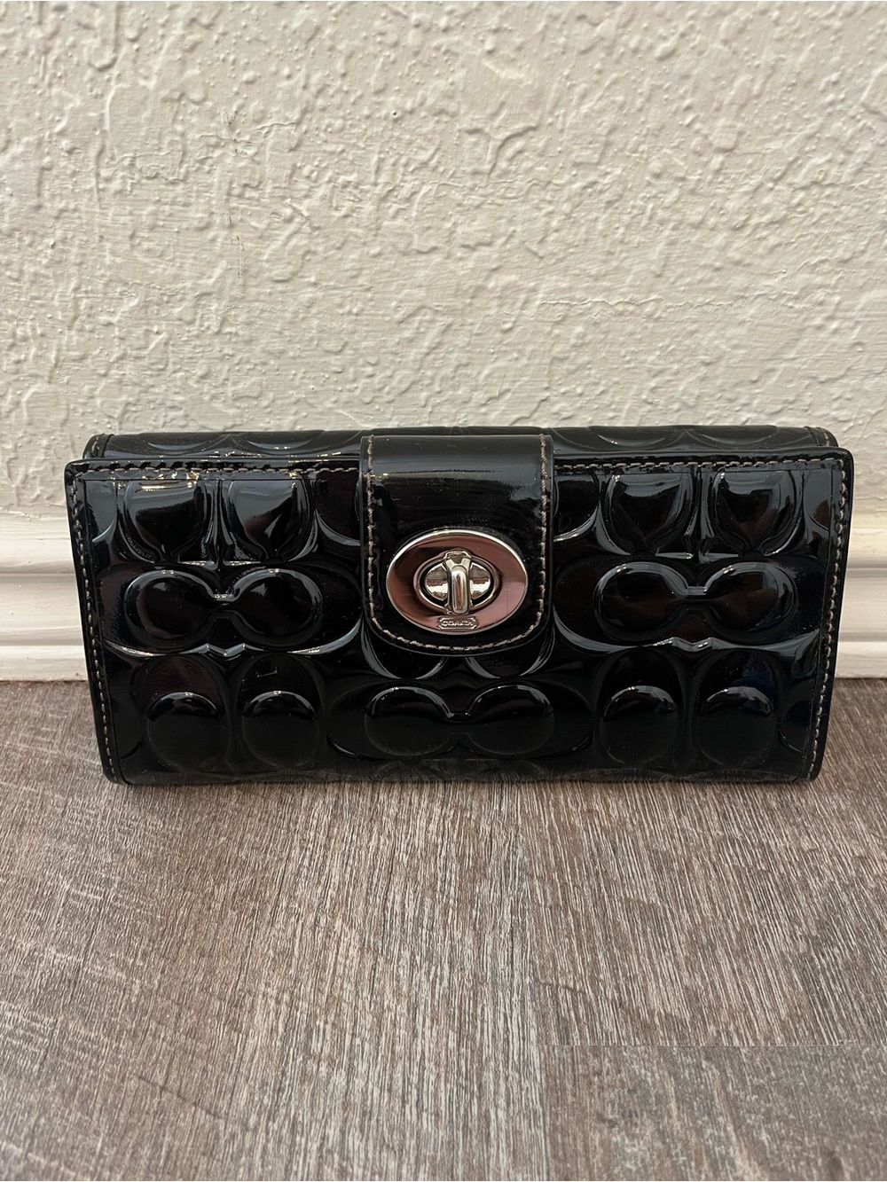 Coach Black Patent Leather Signature C Turnlock Wallet Clutch